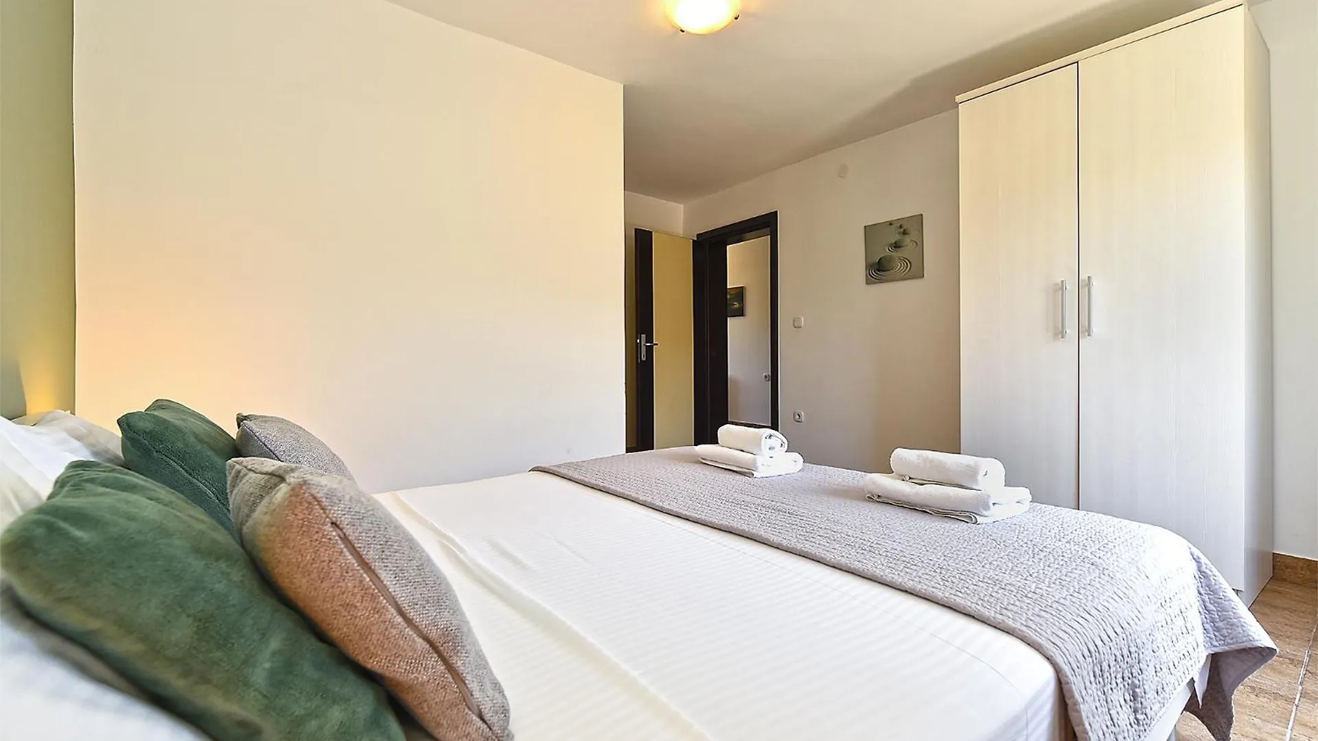 Villa House 2019 Frata